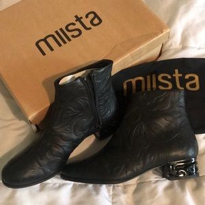 Gorgeous brand new bootie from Miista.